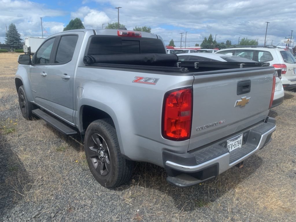 Used 2018 Silver Ice Metallic Chevrolet Z71 image 2