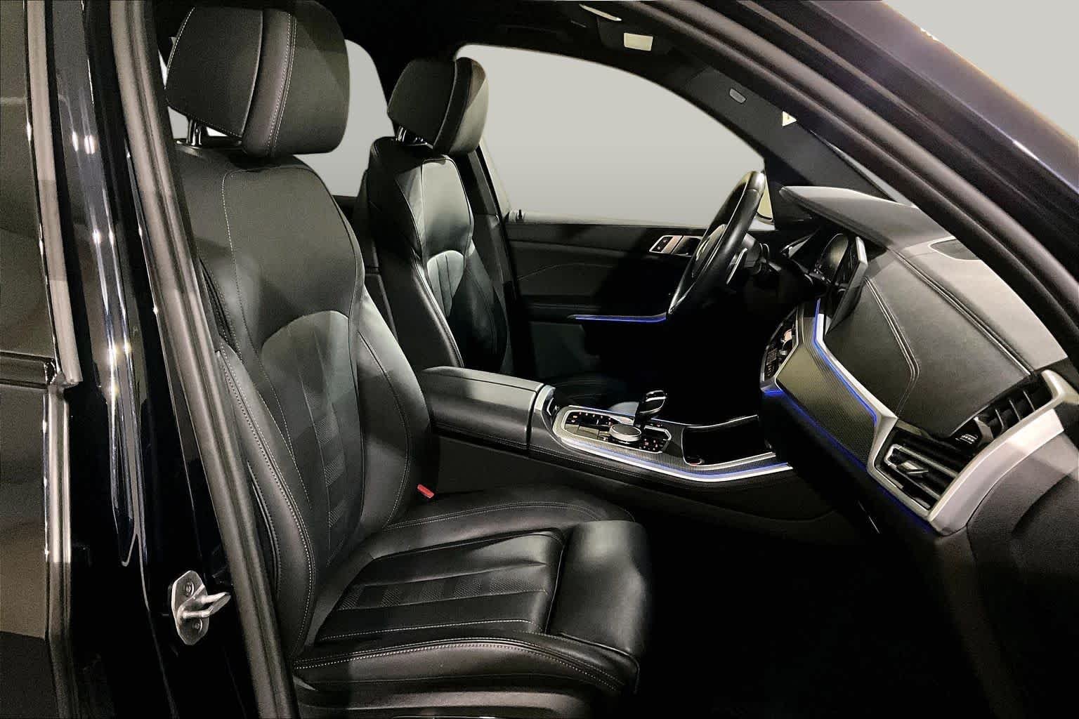 Used 2021 Carbon Black Metallic BMW xDrive40i image 14