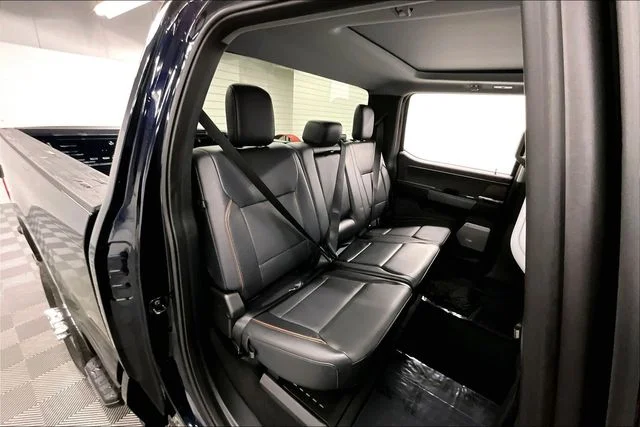 Used 2025 Antimatter Blue Metallic Ford Lariat image 25