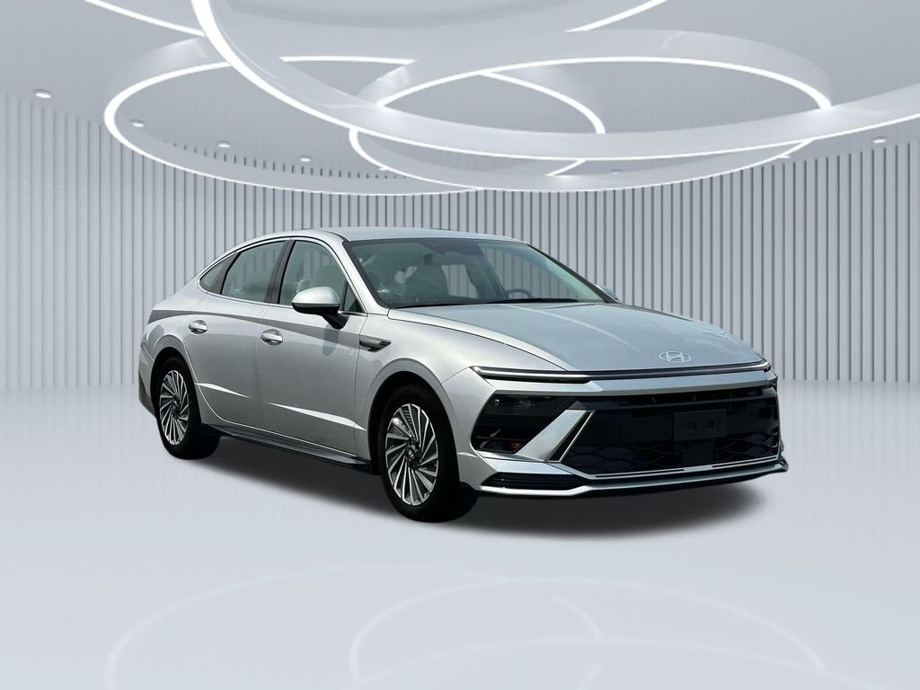 New 2025 Silver Hyundai Limited image 30