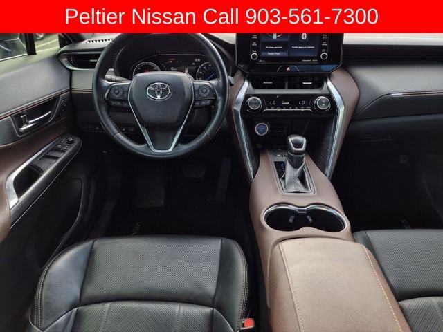 Used 2021 White Toyota XLE image 25