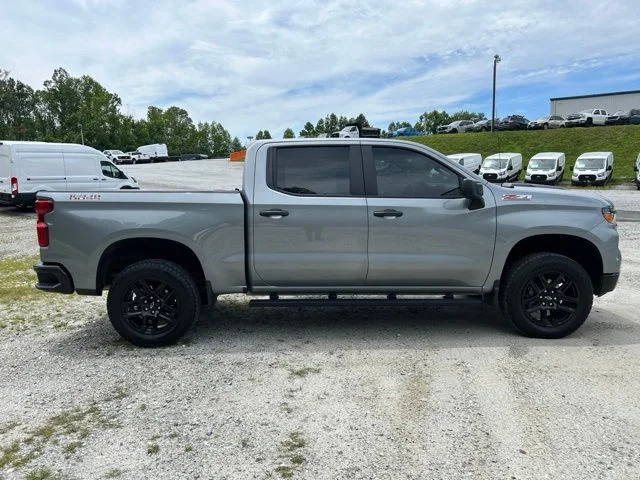 Used 2025 Sterling Gray Metallic Chevrolet Custom Trail Boss image 4