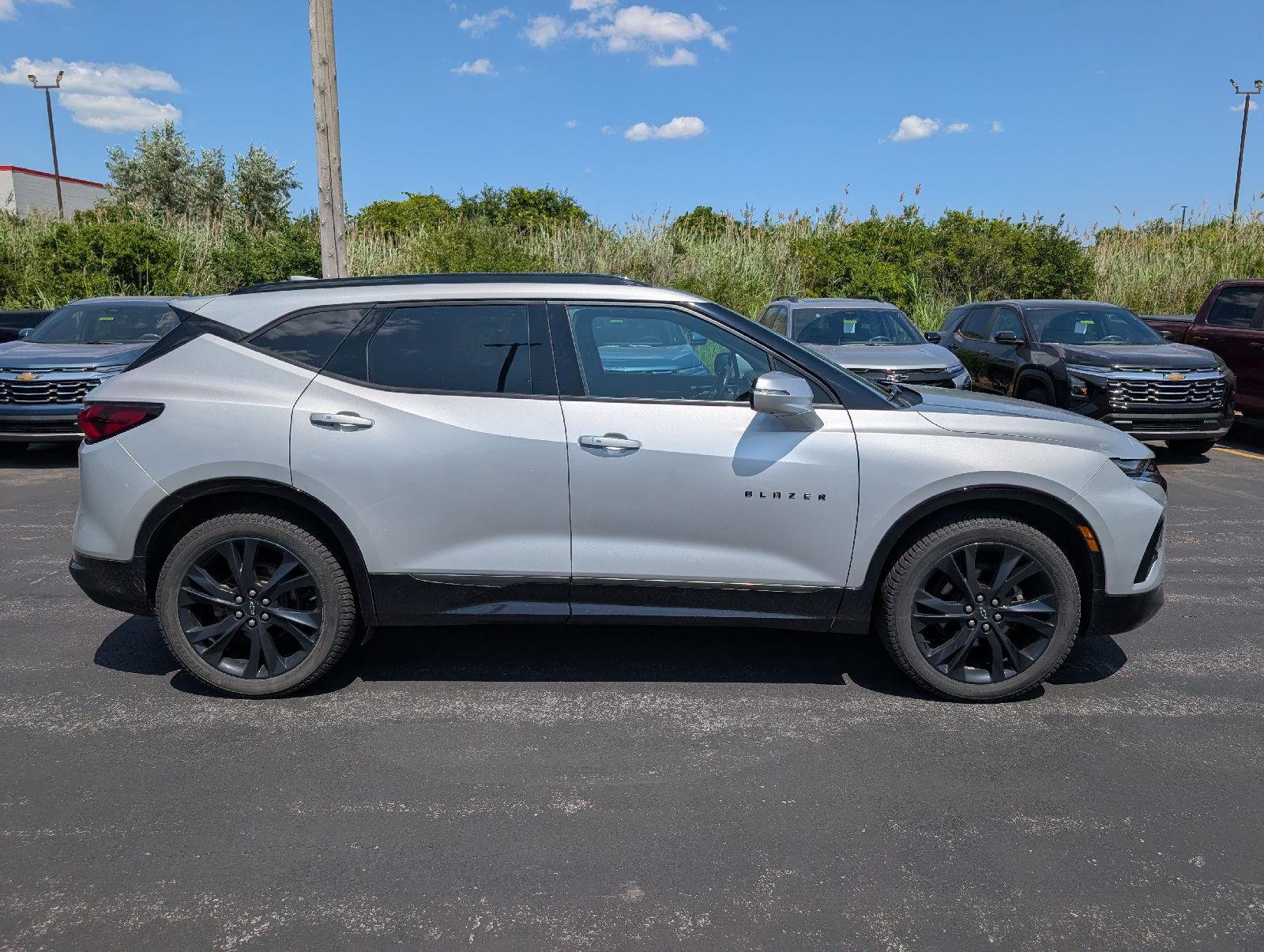 Used 2021 Silver Ice Metallic Chevrolet RS image 9