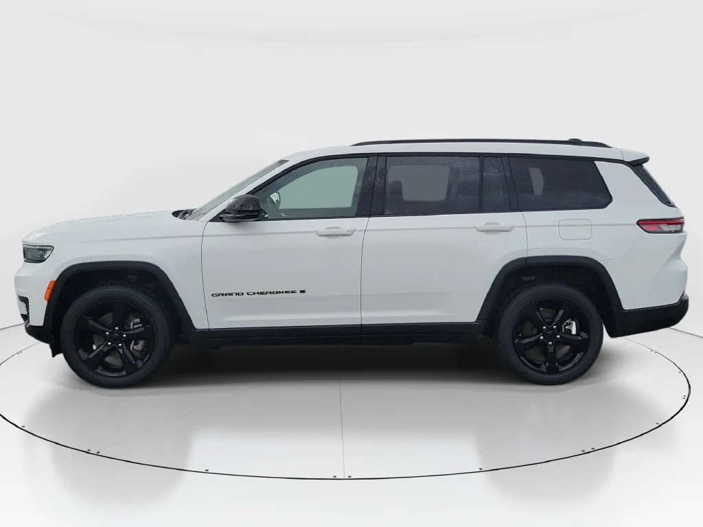 Certified Used 2023 White Jeep Altitude image 2