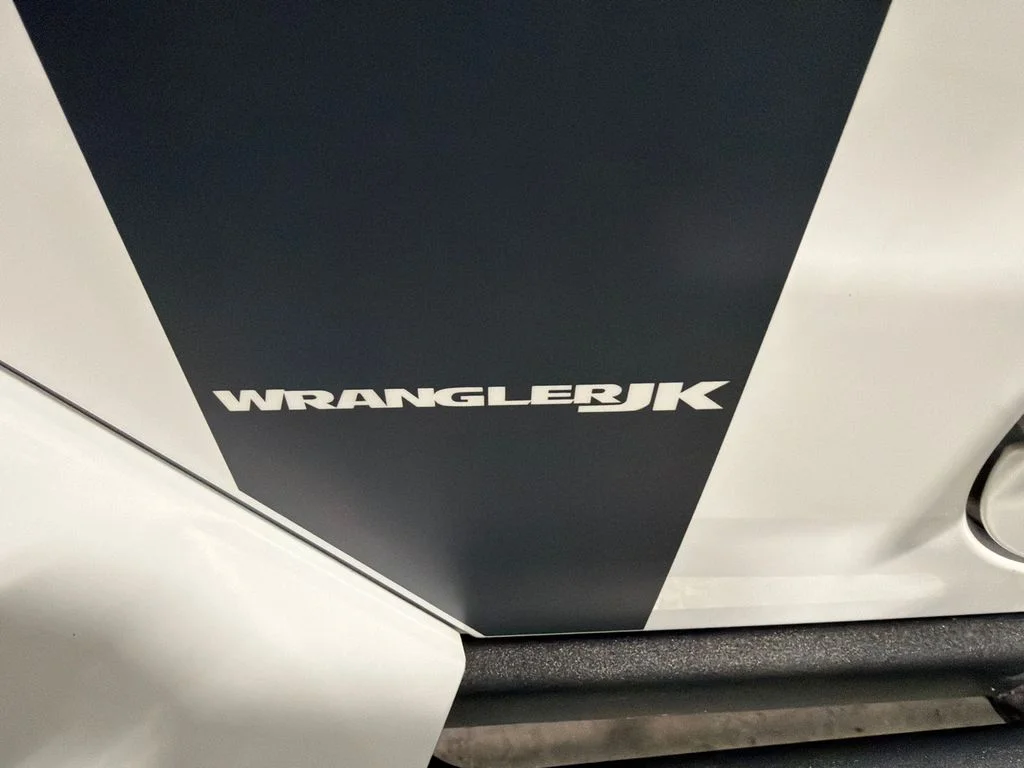 Used 2018 Bright White Clearcoat Jeep Freedom Edition image 11