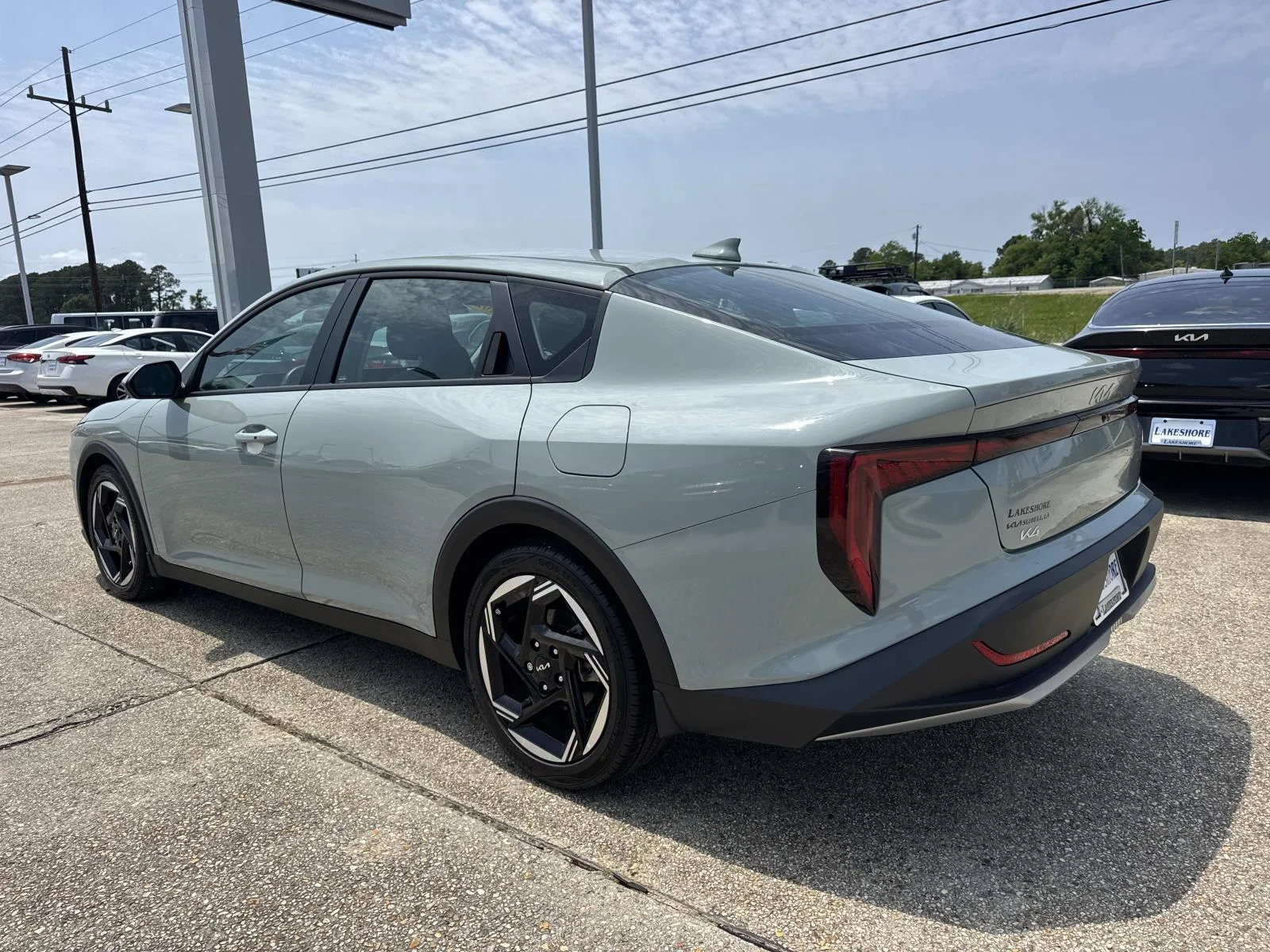 Certified Used 2025 Morning Haze Kia EX FWD image 5