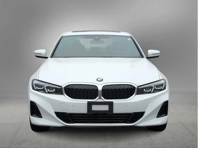 New 2024 Mineral White Metallic BMW 330i xDrive image 3