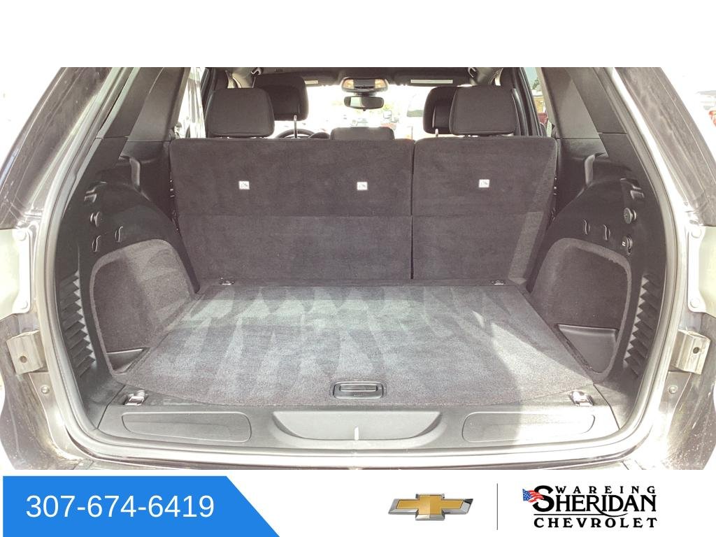 Used 2017 Gray Jeep Laredo image 29