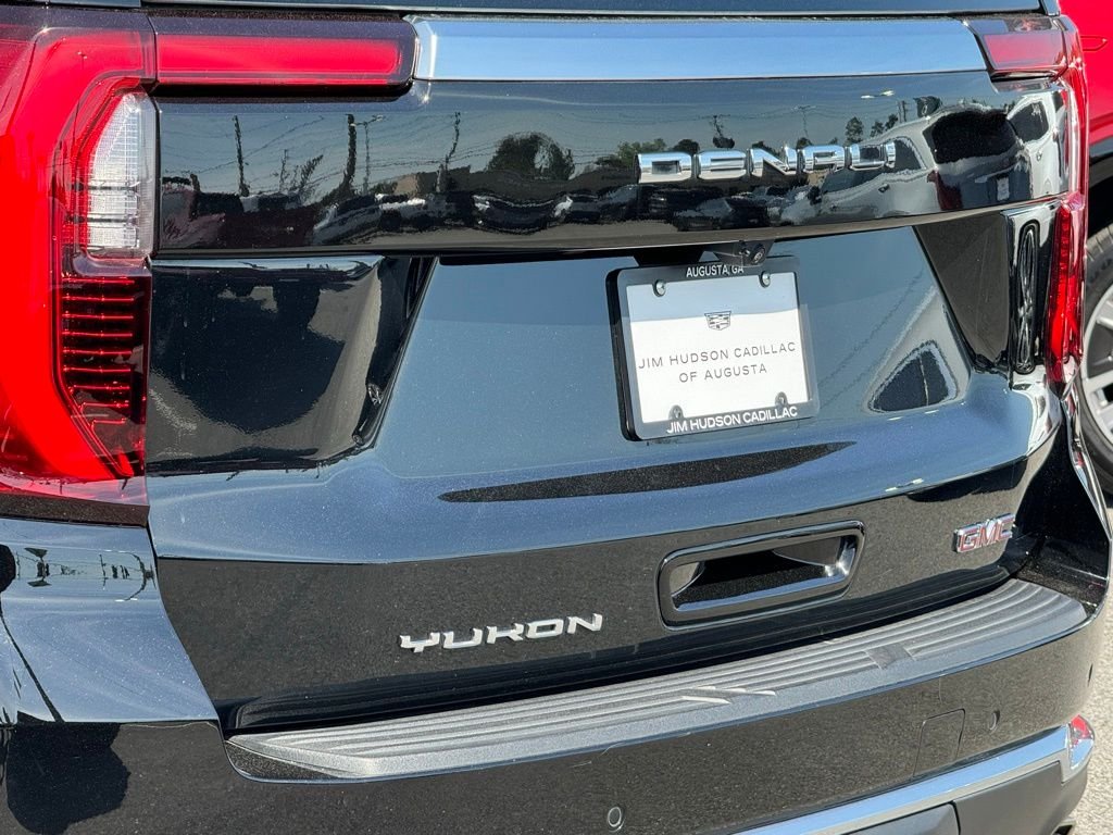 Used 2025 Black GMC Denali image 9