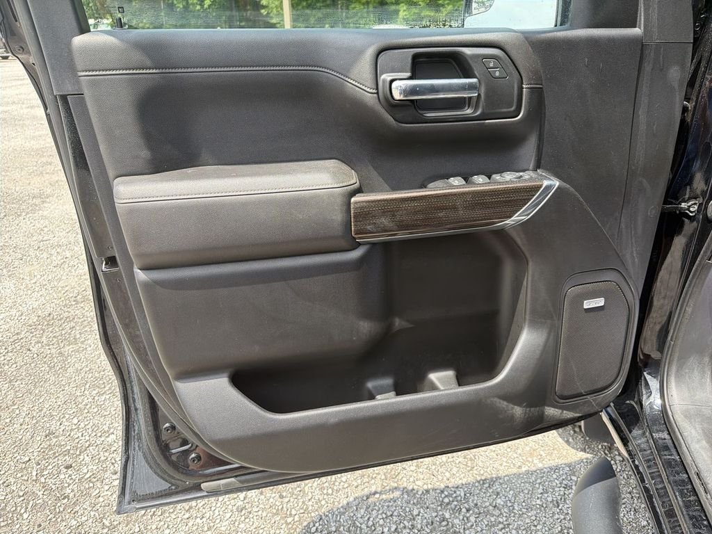 Used 2022 Black Chevrolet RST image 23