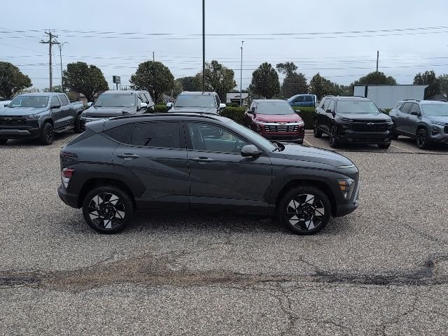Used 2025 Gray Hyundai SEL image 16