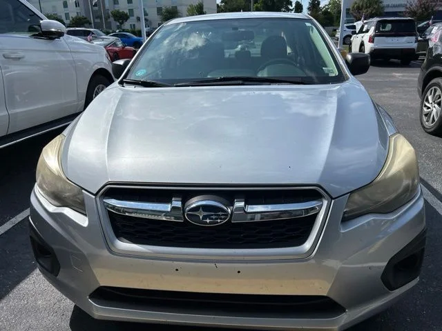 Used 2013 Silver Subaru 2.0i image 2