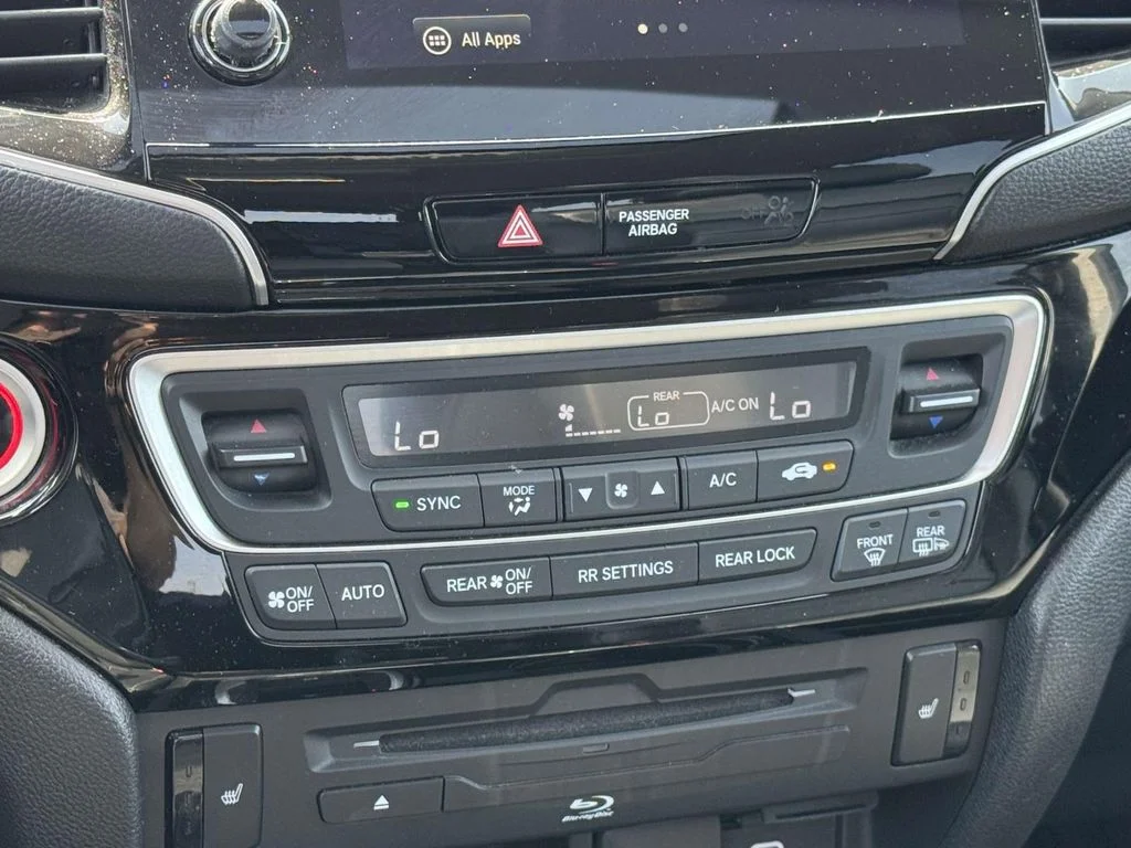 Used 2019  Honda Touring image 20