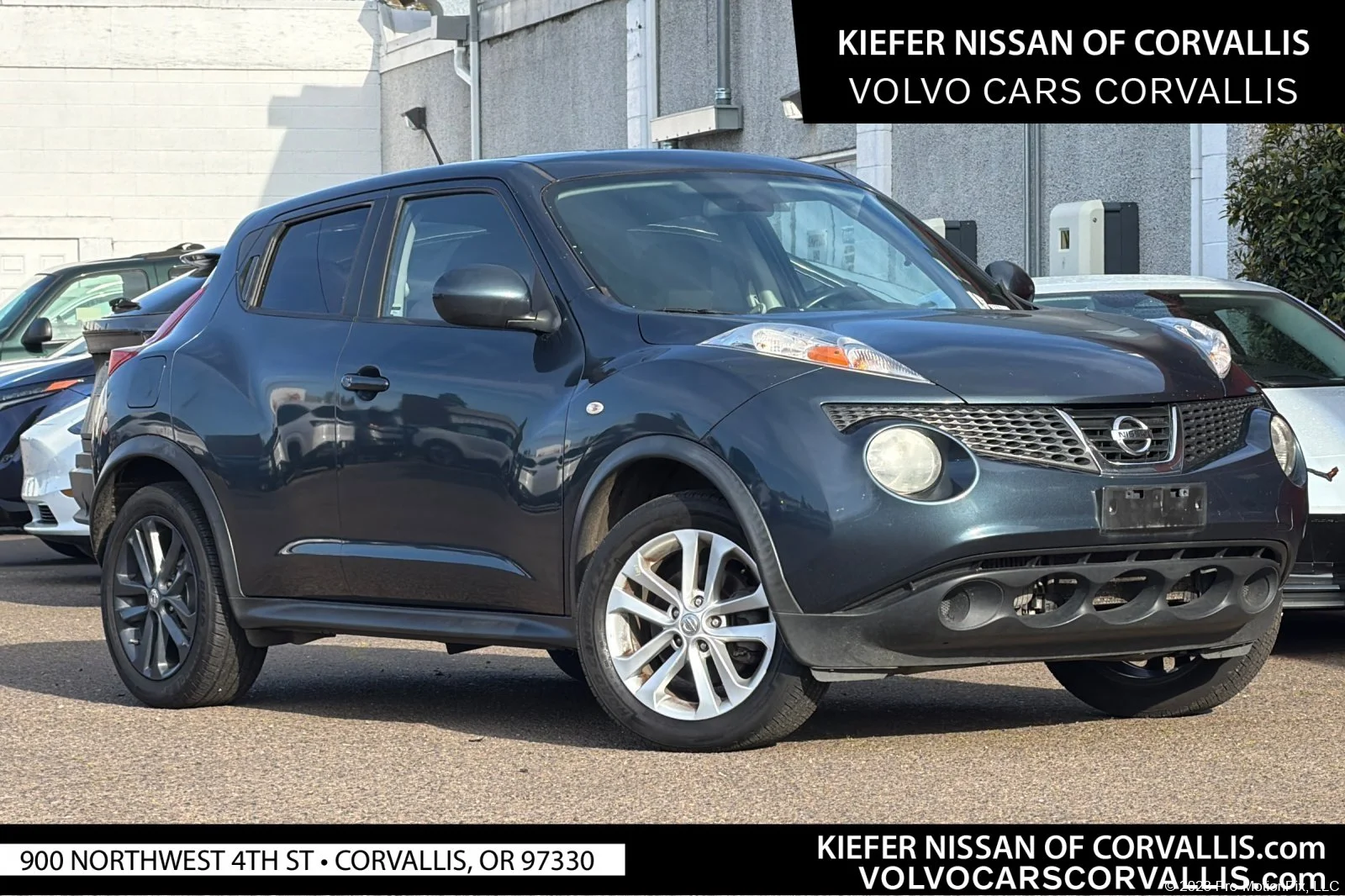2013 Nissan Juke SV AWD CVT's photo