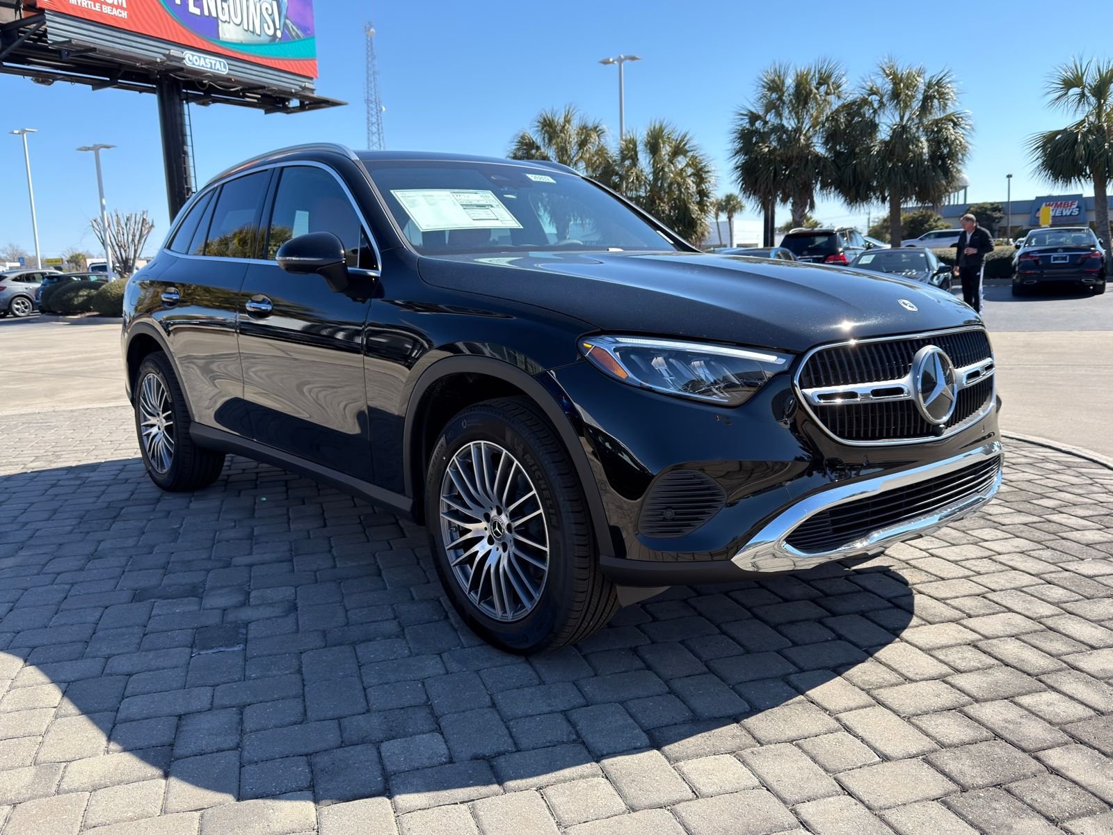 New 2026 Black Mercedes-Benz GLC 300 image 7