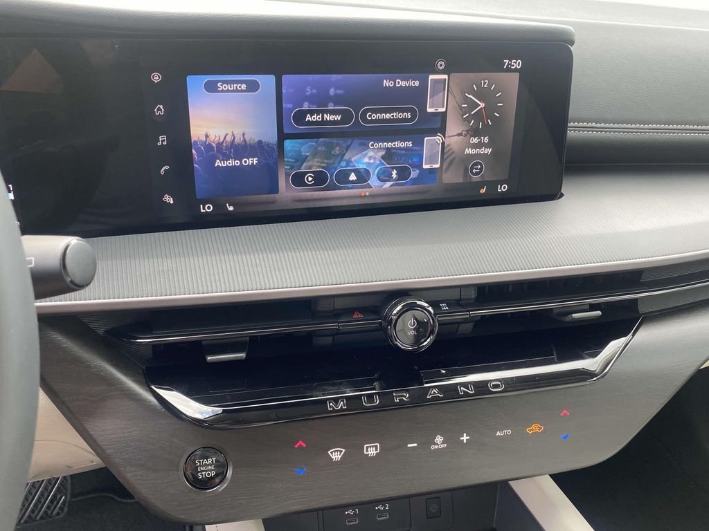 2025 Nissan Murano SV - Photo 20