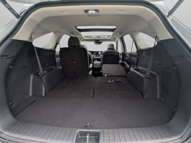 Certified Used 2023 White Kia SX image 39