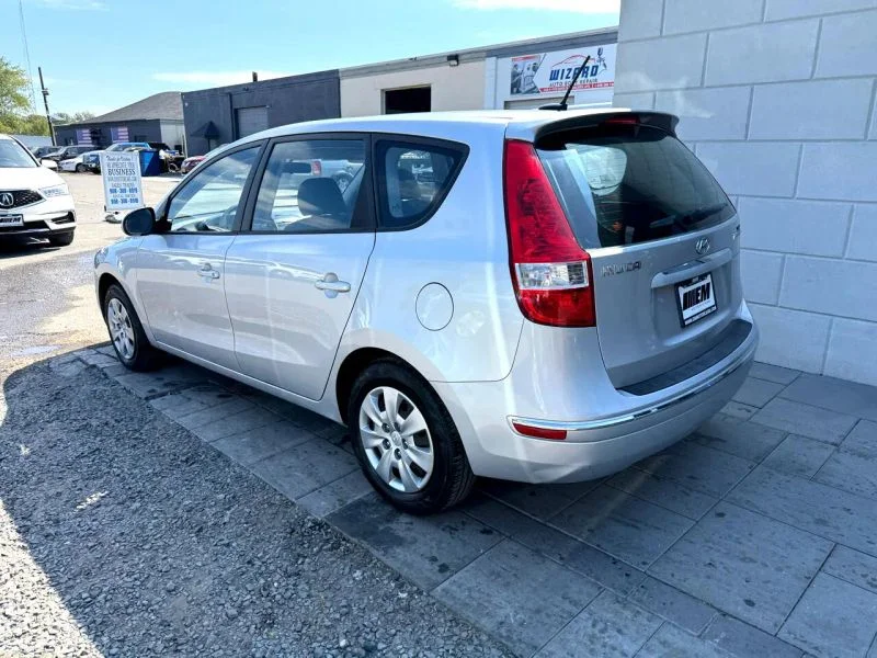 2011 Hyundai Elantra Touring GLS - Photo 15
