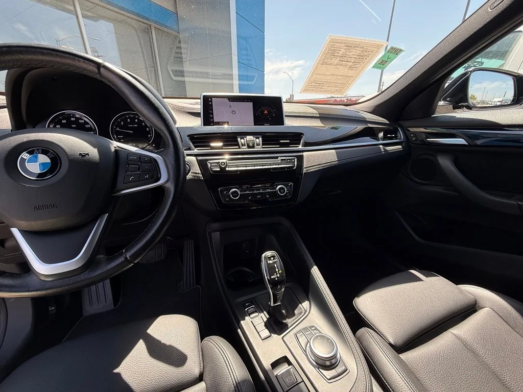 Used 2020 Black BMW sDrive28i image 24