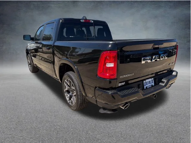 New 2027 Diamond Black Crystal Pearl-Coat Exterior Paint RAM Laramie image 5