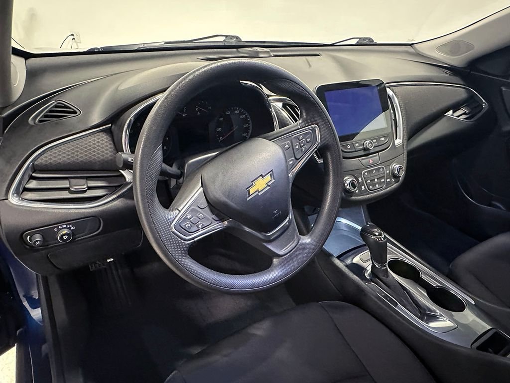 Used 2019 Blue Chevrolet LT image 20