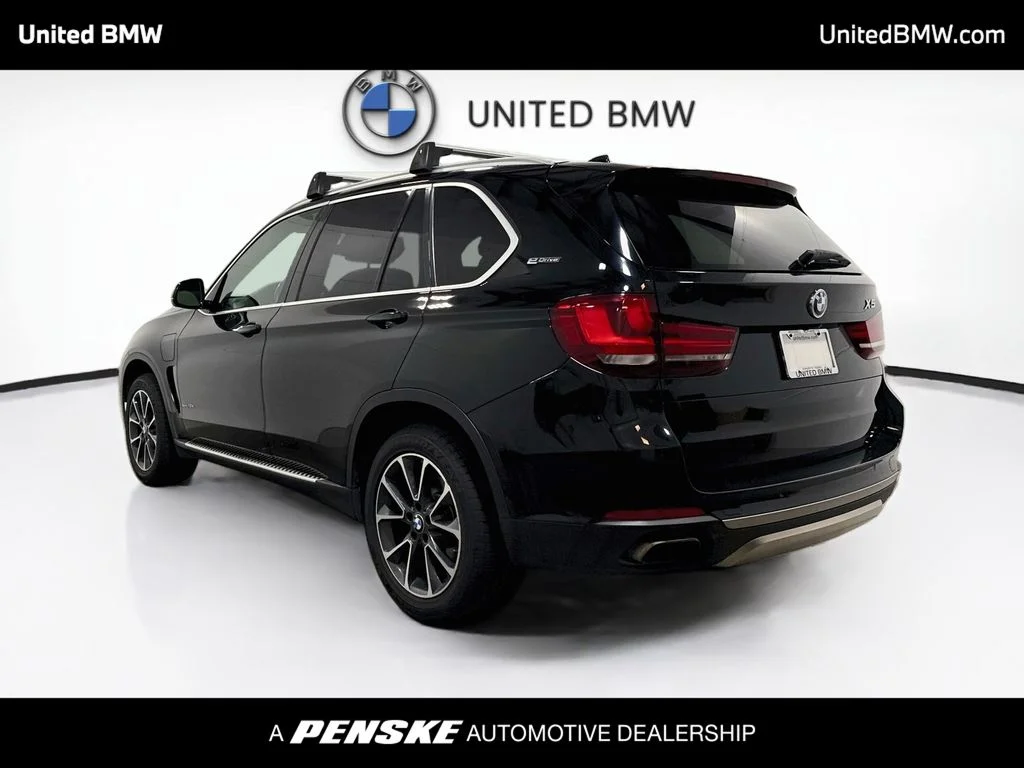Used 2017 Jet Black BMW xDrive40e image 7