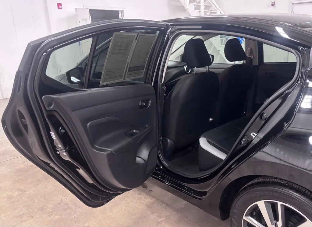 Used 2025 Black Nissan 1.6 S image 23
