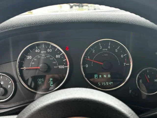 Used 2017 Gray Jeep Freedom Edition image 10