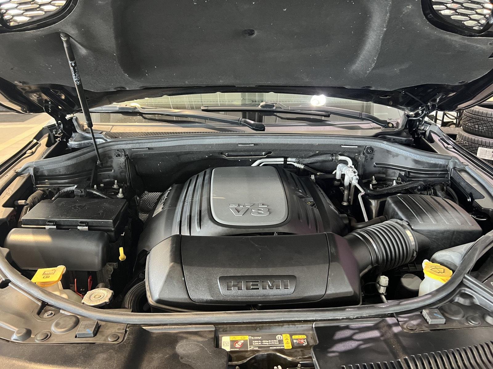 Used 2023 DB Black Clearcoat Dodge R/T image 10