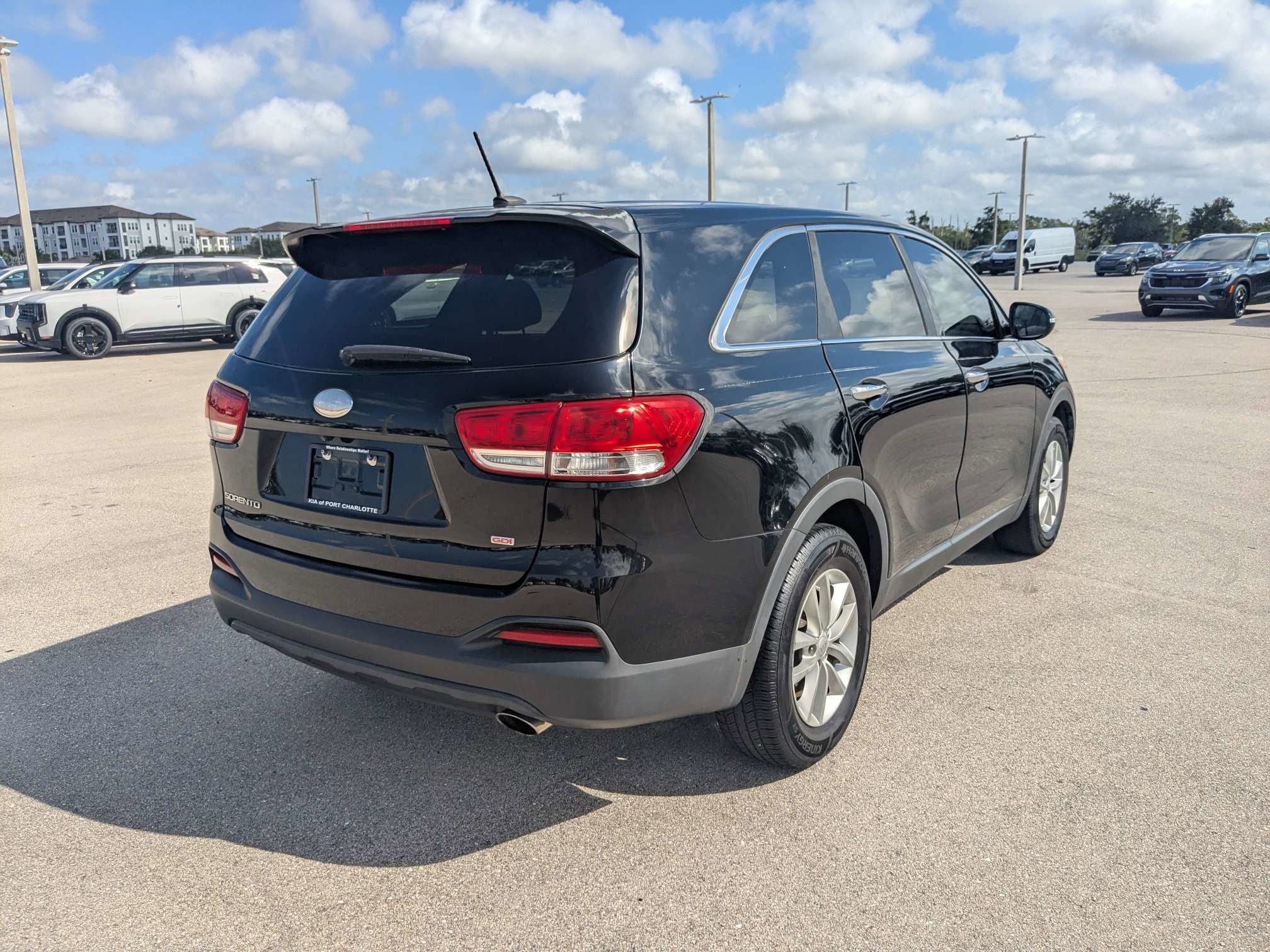 Used 2018 Ebony Black Kia L image 5