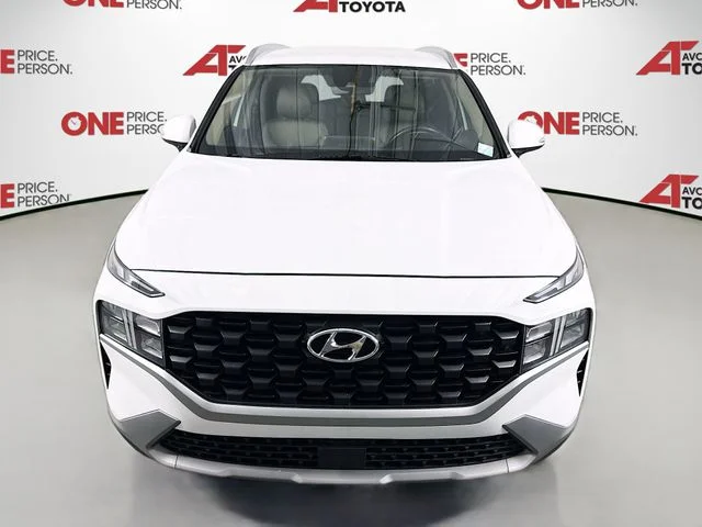Used 2023 White Hyundai SEL image 2