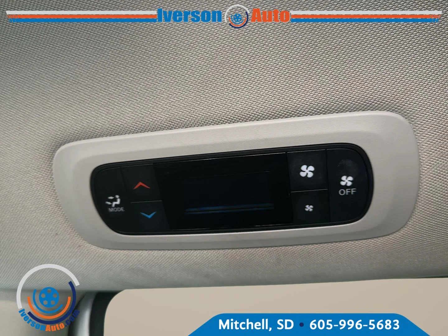 Used 2023 Bright White Clearcoat Chrysler LX image 27