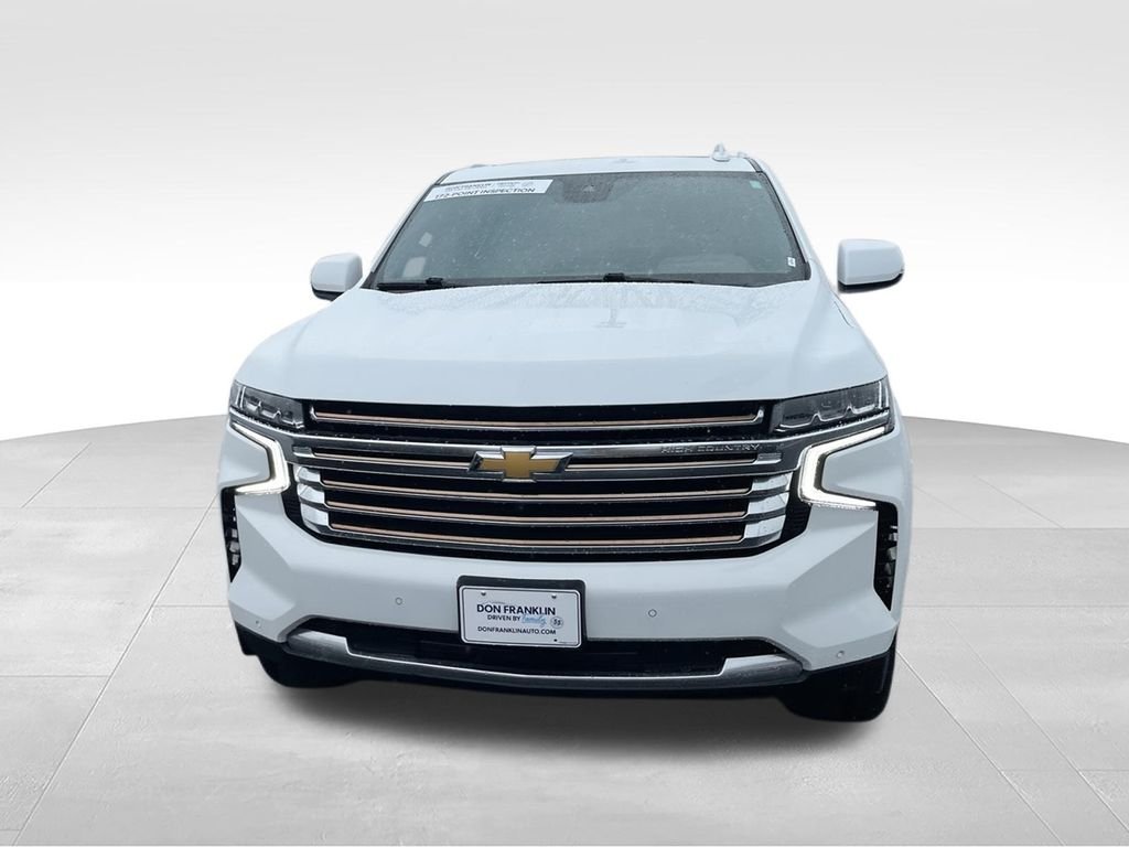 Used 2023 White Chevrolet High Country image 3