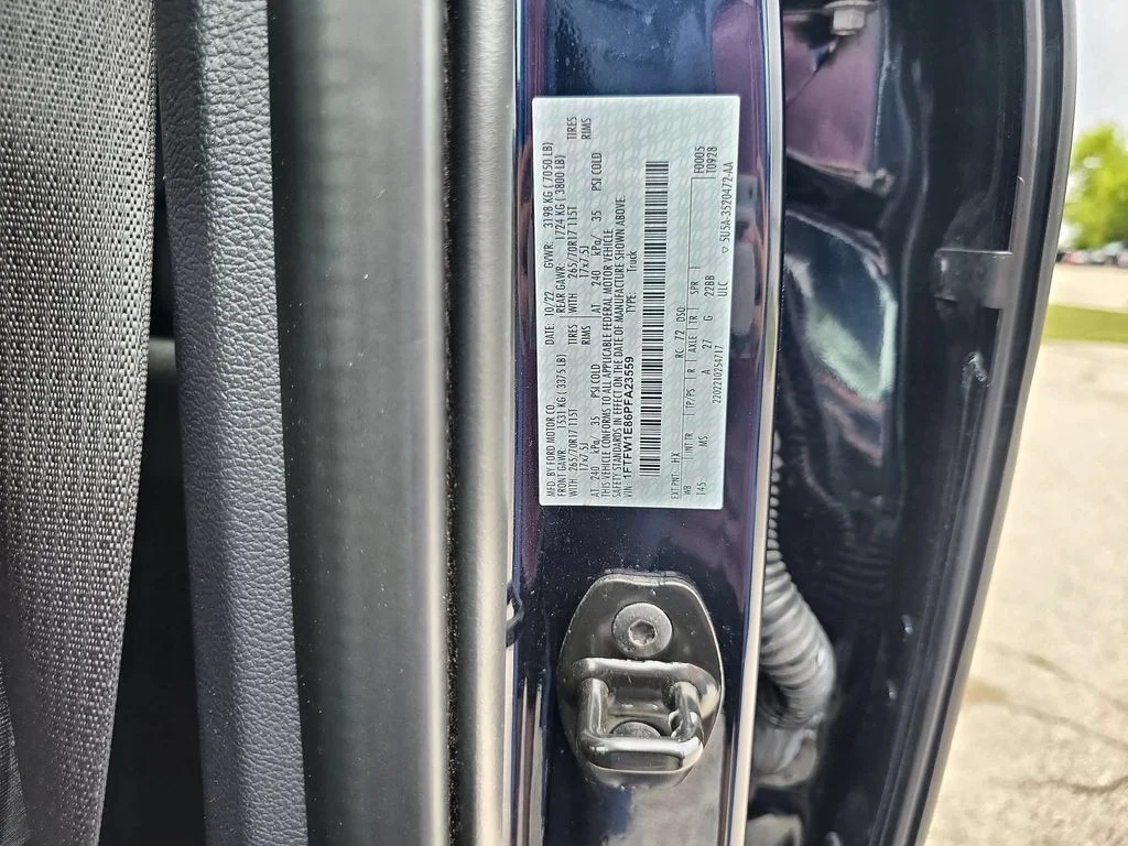 Used 2023 Blue Ford XLT image 35