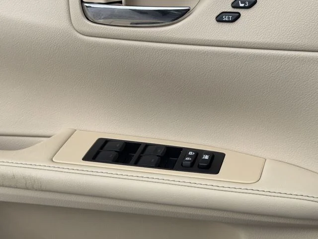 Used 2013 Gray Lexus 350 image 20