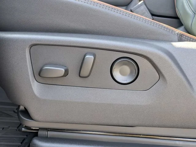 New 2026 Onyx Black GMC AT4 image 22