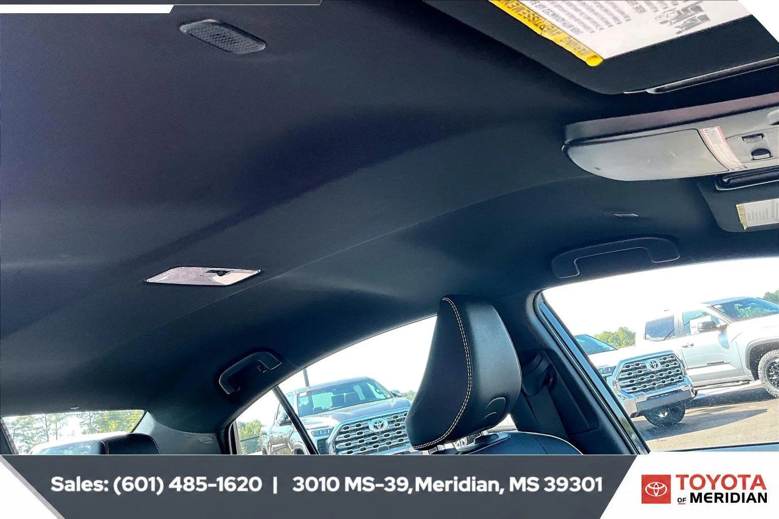 Used 2025 Underground Toyota SE (Natl) image 16