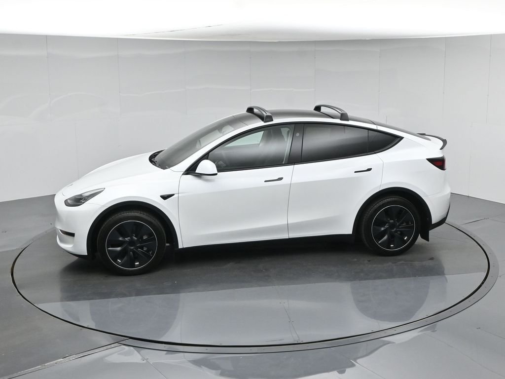 Used 2023 White Tesla Long Range image 40
