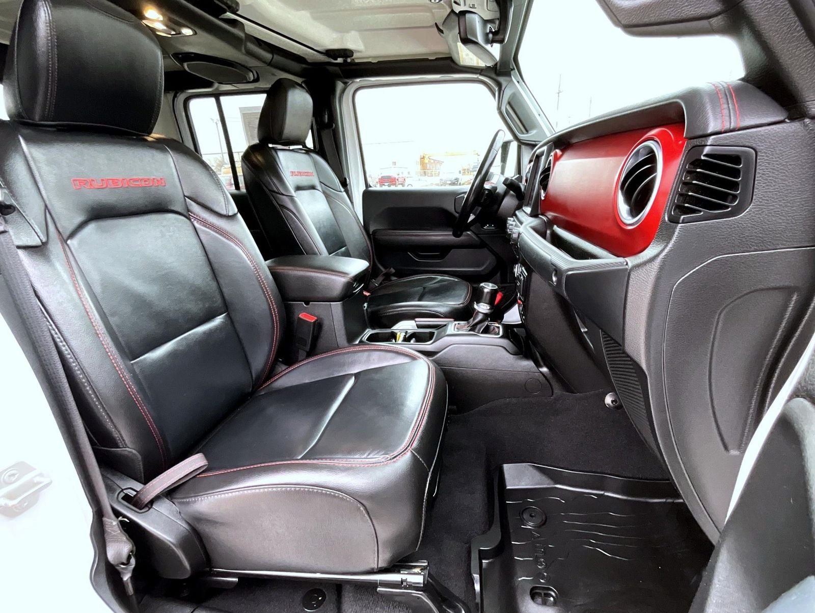 Used 2021 White Jeep Rubicon image 16