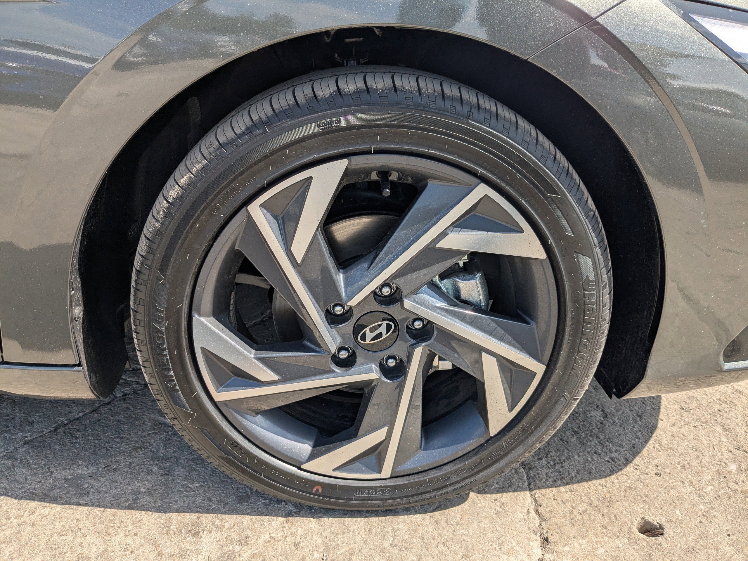 2025 Hyundai Elantra SEL - Photo 8