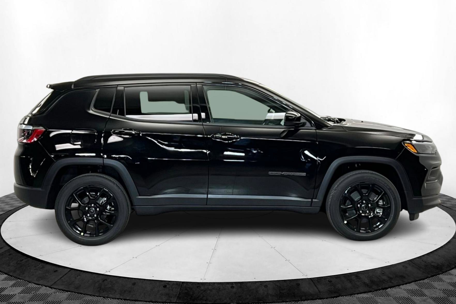 2026 Jeep Compass Altitude - Photo 7