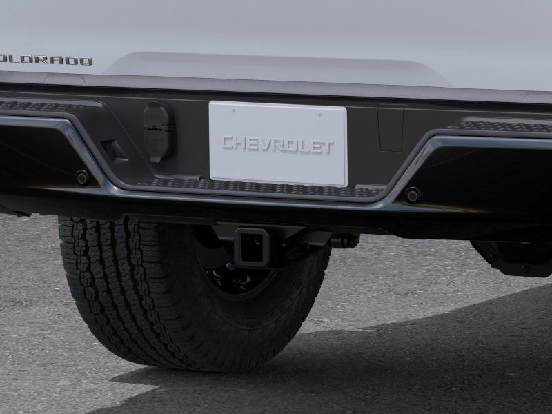 New 2026 Summit White Chevrolet Trail Boss image 14