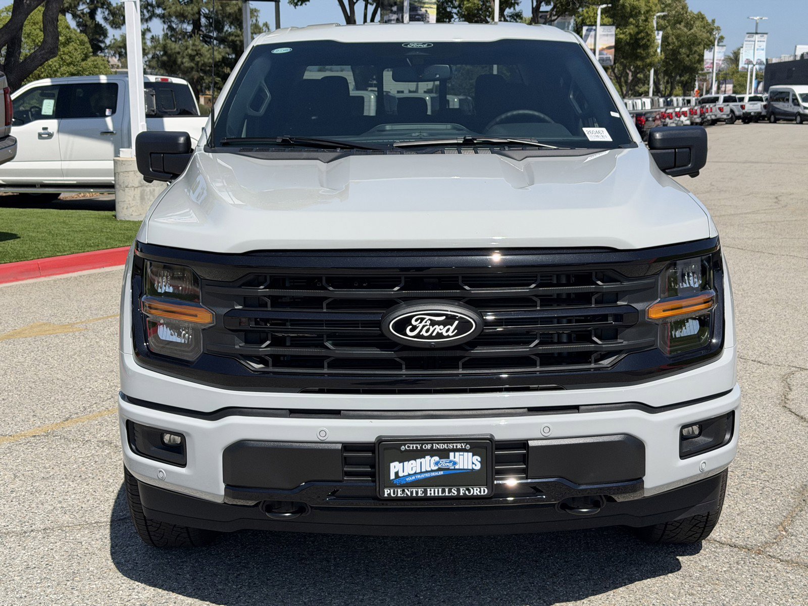New 2026 Avalanche Ford XLT image 2