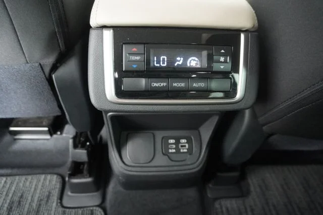 2025 Subaru Ascent Premium - Photo 33
