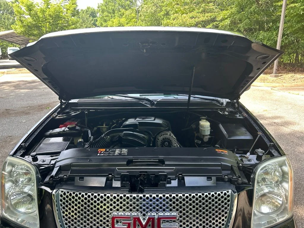Used 2014 Black GMC Denali image 14