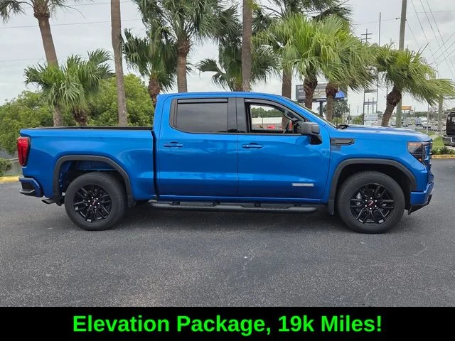 Used 2023 Blue GMC Elevation image 9