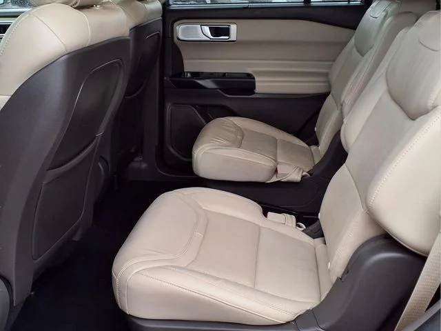 2020 Ford Explorer Platinum - Photo 10