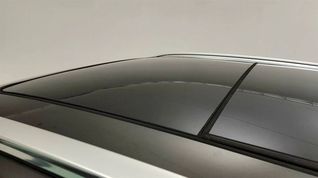 Used 2024 Makalu Gray Genesis 2.5T AWD w/ Advanced Package, Roof Rack & Illuminated Sills image 10