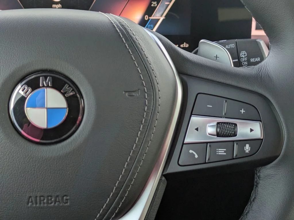 New 2026 White BMW sDrive40i image 17