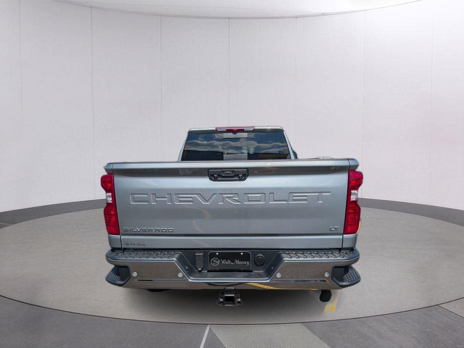 New 2026 Sterling Gray Metallic Chevrolet LT image 4